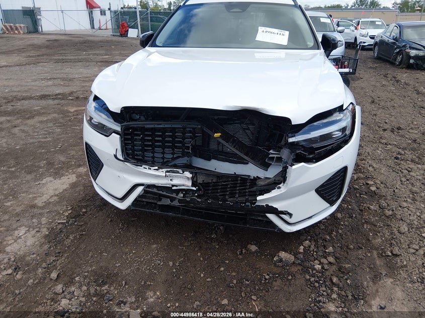 2024 Volvo Xc60 VIN YV4L12RL3R1904660 IAAI salvage auction — FRONT END, Salvage Title, sold $11,100 on 2026-07-15 (photo 6)