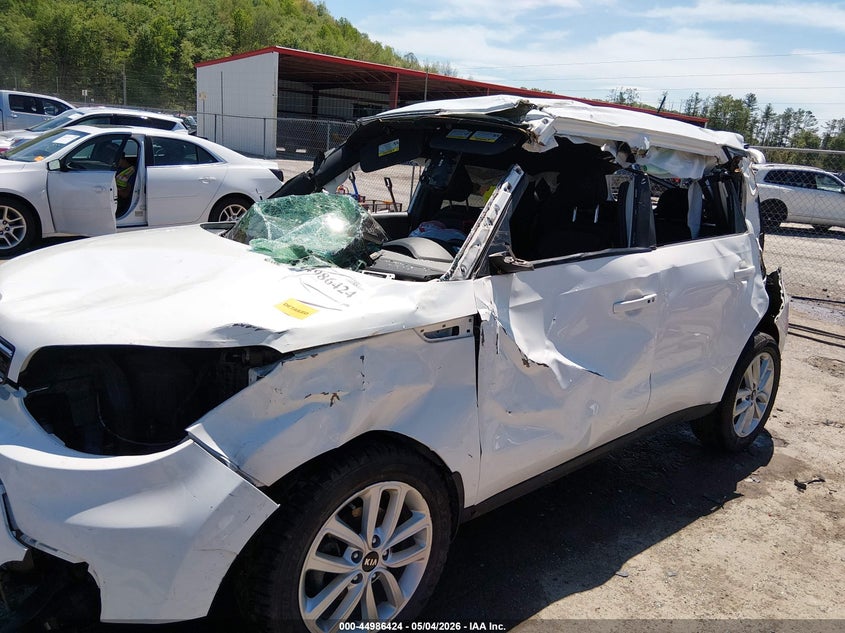 2017 Kia Soul VIN KNDJP3A51H7468124 IAAI salvage auction — ROLLOVER, Non-Repairable Certificate (West Virginia), sold $325 on 2026-07-11 (photo 6)