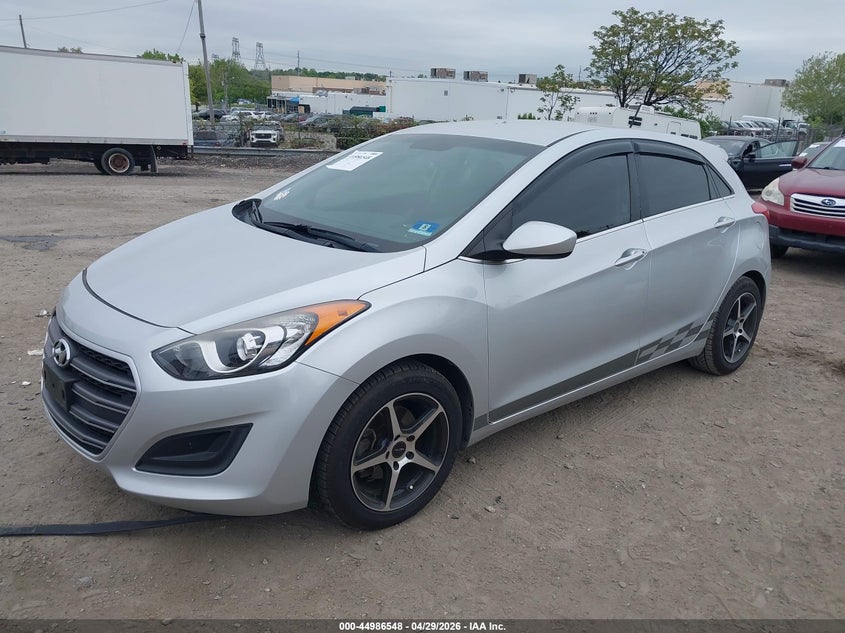 2016 Hyundai Elantra VIN KMHD35LH8GU286833 IAAI salvage auction — RIGHT FRONT, Salvage Title, sold $1,000 on 2026-07-12 (photo 2)