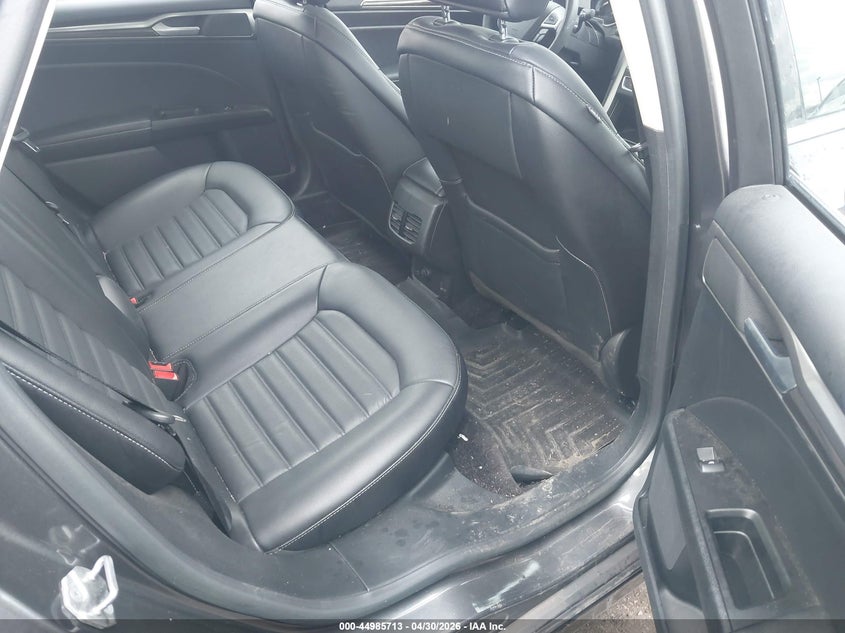 2017 Ford Fusion VIN 3FA6P0HD8HR245434 IAAI salvage auction — HAIL, Salvage (Ohio), sold $2,450 on 2026-07-24 (photo 8)
