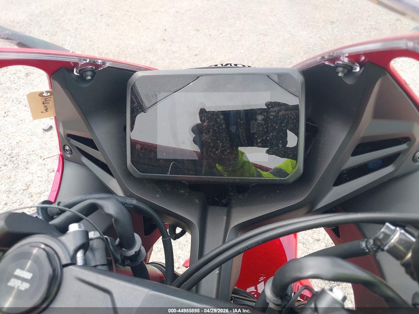 2026 Honda Cbr VIN MLHRH1558T5201899 IAAI salvage auction — REAR END, Salvage Title, sold $2,700 on 2026-07-07 (photo 7)