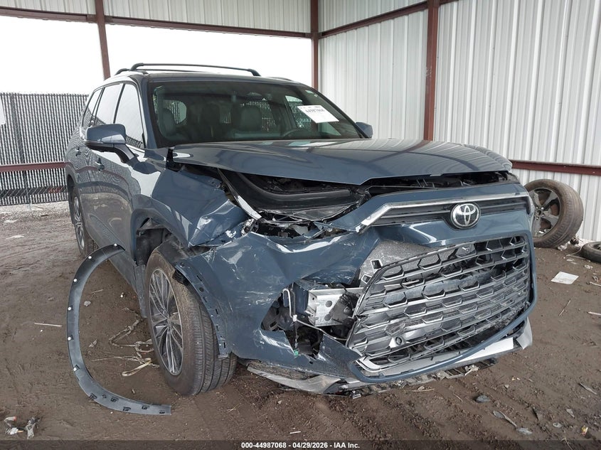 2026 Toyota Highlander VIN 5TDADAB50TS027367 IAAI salvage auction — FRONT END, Original (Texas), sold $32,250 on 2026-07-06 (photo 1)