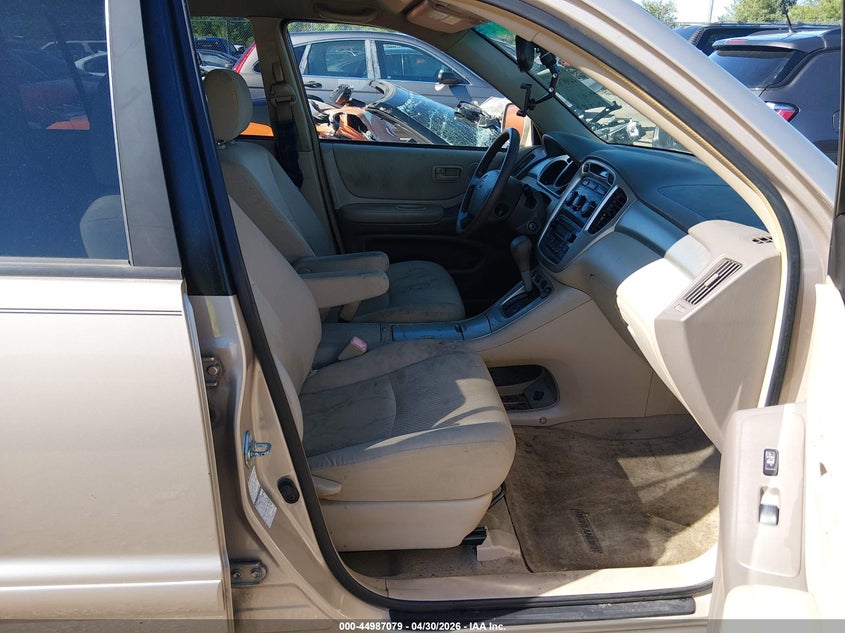 2005 Toyota Highlander VIN JTEHD21A650036997 IAAI salvage auction — NORMAL WEAR, Original (Kentucky), sold $800 on 2026-07-06 (photo 5)