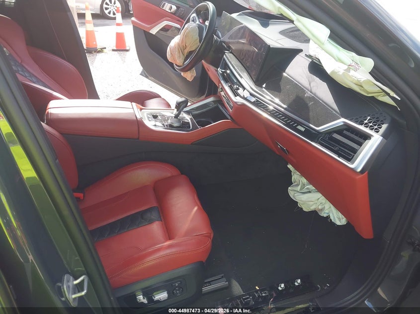 2025 BMW X6 m VIN 5YM23ET06S9X13483 IAAI salvage auction — FRONT & REAR, Salvage Title, sold $29,100 on 2026-07-06 (photo 5)