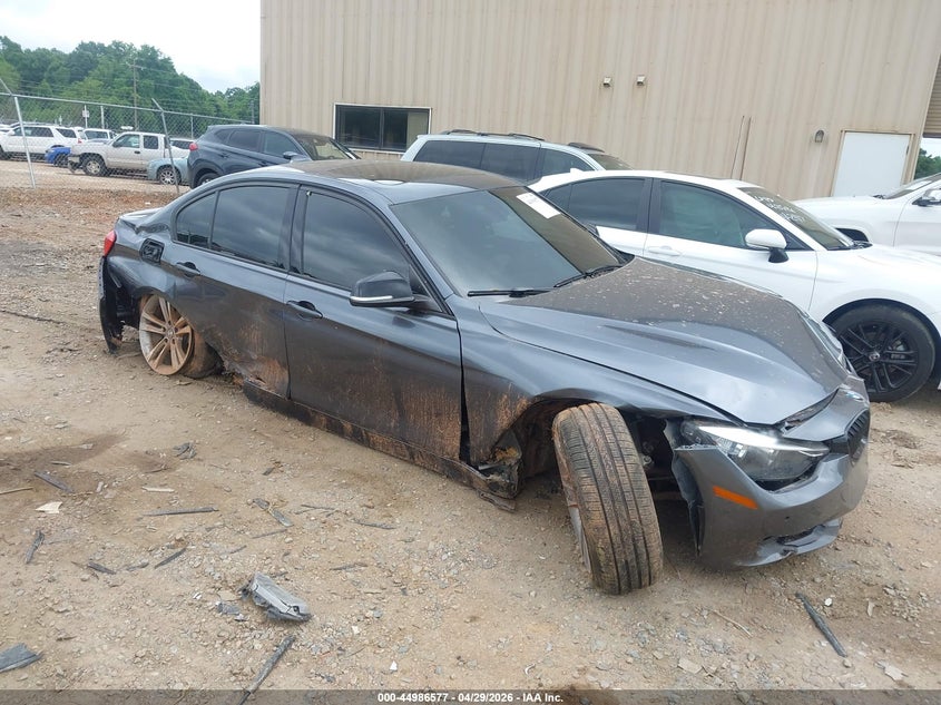 2014 BMW 3er VIN WBA3C1C55EK111542 IAAI salvage auction — FRONT END, Salvage Title, sold $1,050 on 2026-07-27 (photo 1)