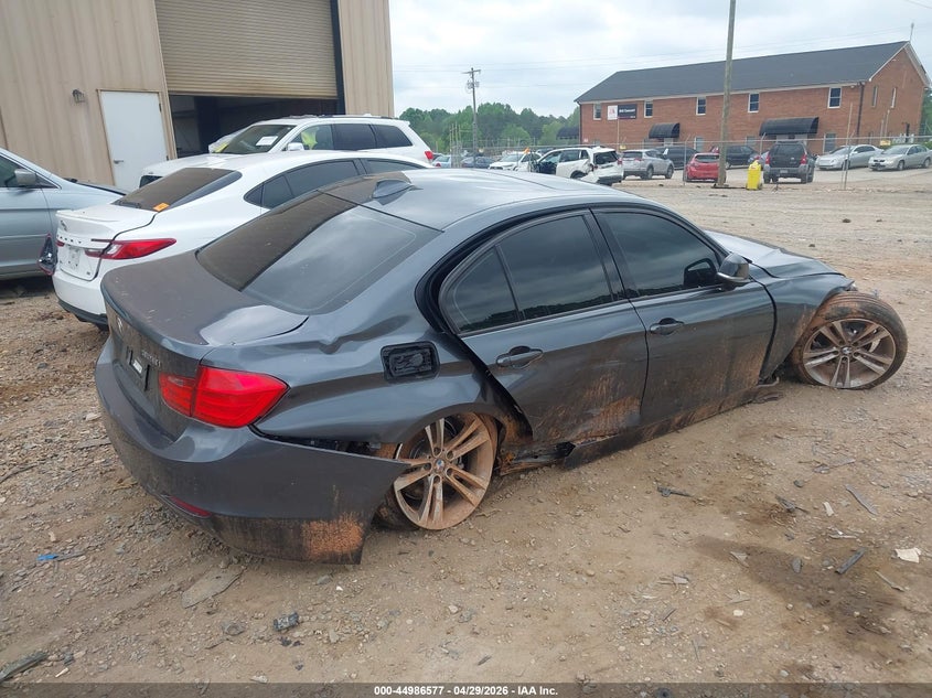 2014 BMW 3er VIN WBA3C1C55EK111542 IAAI salvage auction — FRONT END, Salvage Title, sold $1,050 on 2026-07-27 (photo 4)