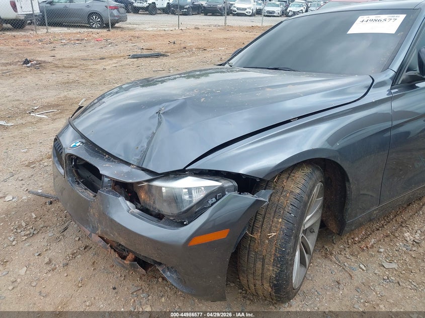 2014 BMW 3er VIN WBA3C1C55EK111542 IAAI salvage auction — FRONT END, Salvage Title, sold $1,050 on 2026-07-27 (photo 6)