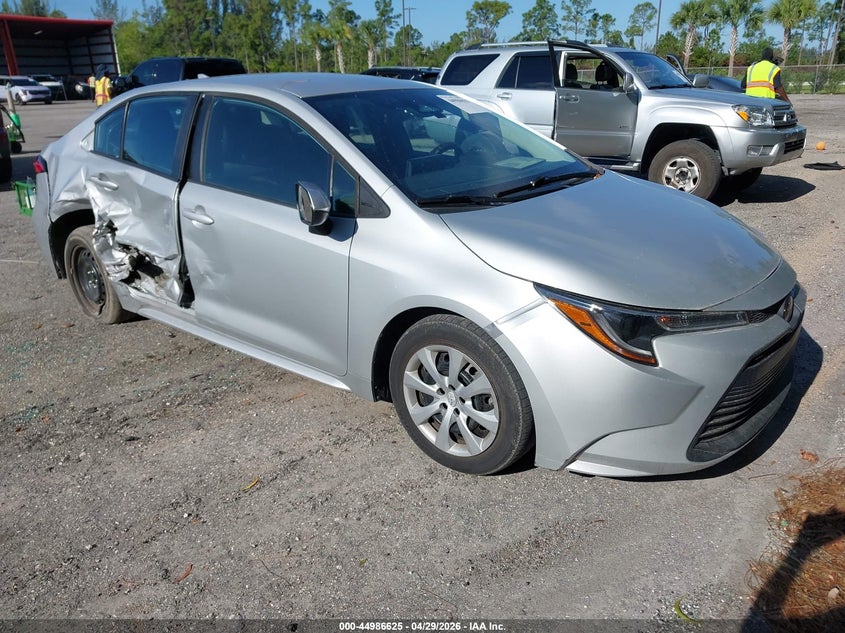 2023 Toyota Corolla VIN 5YFB4MDE2PP006652 IAAI salvage auction — RIGHT SIDE, Salvage Title, sold $4,550 on 2026-07-06 (photo 1)
