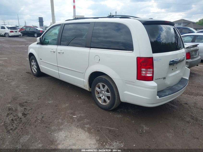 2008 Chrysler Town & country VIN 2A8HR54P58R752980 IAAI salvage auction — NORMAL WEAR, Clear (Indiana), sold $450 on 2026-07-11 (photo 3)