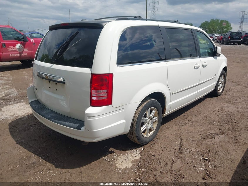 2008 Chrysler Town & country VIN 2A8HR54P58R752980 IAAI salvage auction — NORMAL WEAR, Clear (Indiana), sold $450 on 2026-07-11 (photo 4)