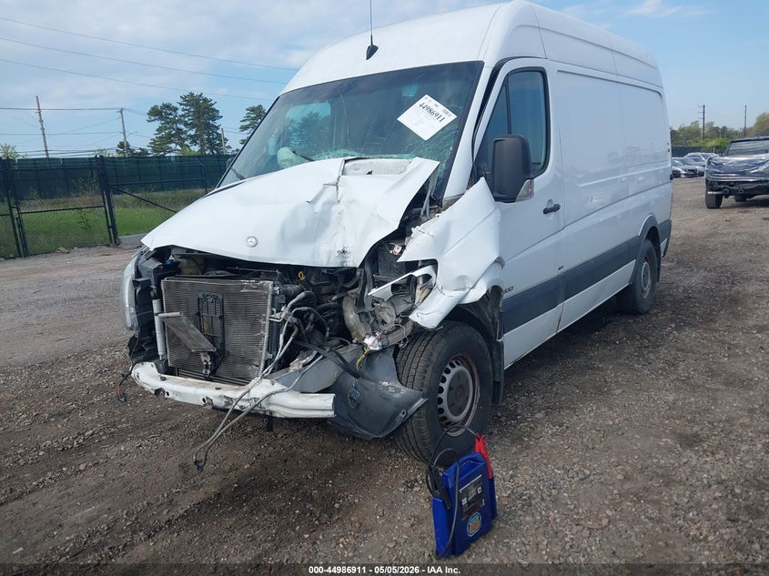 2014 Mercedes-benz Sprinter VIN WD3PE7DC5E5936892 IAAI salvage auction — FRONT END, Mv-907A (New York), sold $2,375 on 2026-07-07 (photo 2)