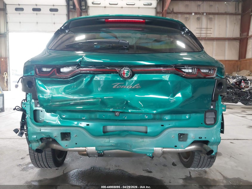 2024 Alfa romeo Tonale VIN ZASPATDW3R3056915 IAAI salvage auction — REAR END, Salvage Title, sold $14,500 on 2026-07-15 (photo 6)