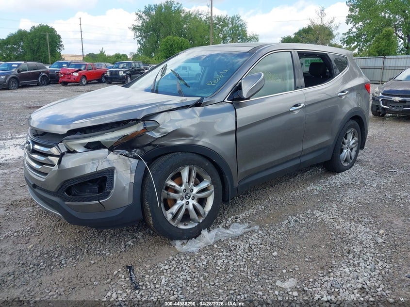 2013 Hyundai Santa fe VIN 5XYZWDLA6DG057885 IAAI salvage auction — NORMAL WEAR, Salvage Title, sold $700 on 2026-07-15 (photo 2)
