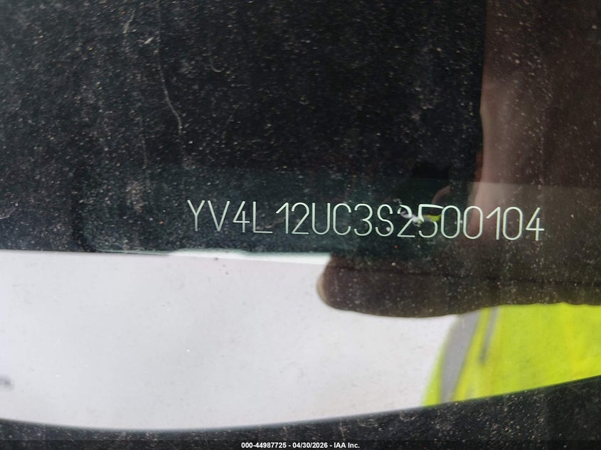 2025 Volvo Xc40 VIN YV4L12UC3S2500104 IAAI salvage auction — FRONT END, Salvage (Louisiana), sold $10,900 on 2026-07-07 (photo 9)