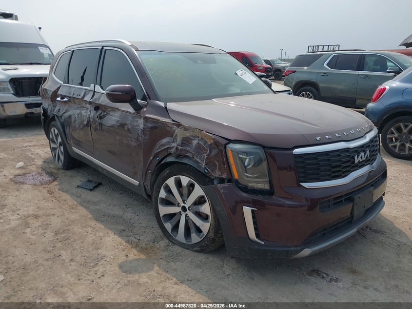 2022 Kia Telluride VIN 5XYP64HC0NG203233 IAAI salvage auction — RIGHT SIDE, Salvage Title, sold $3,850 on 2026-07-20 (photo 1)