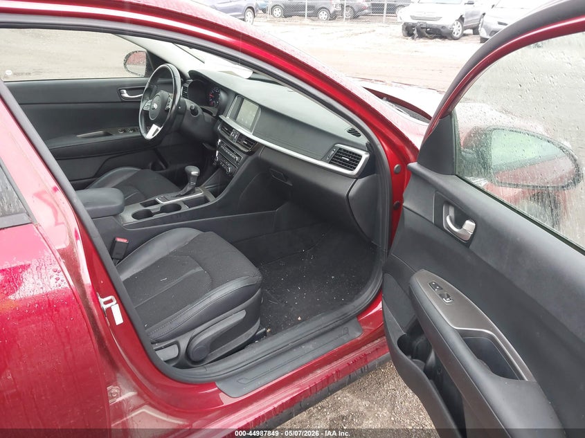 2019 Kia Optima VIN 5XXGT4L37KG367269 IAAI salvage auction — REAR END, Salvage (Iowa), sold $2,350 on 2026-07-06 (photo 5)