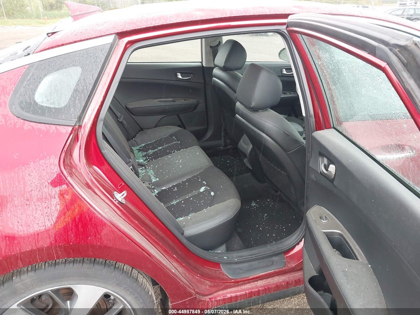 2019 Kia Optima VIN 5XXGT4L37KG367269 IAAI salvage auction — REAR END, Salvage (Iowa), sold $2,350 on 2026-07-06 (photo 8)