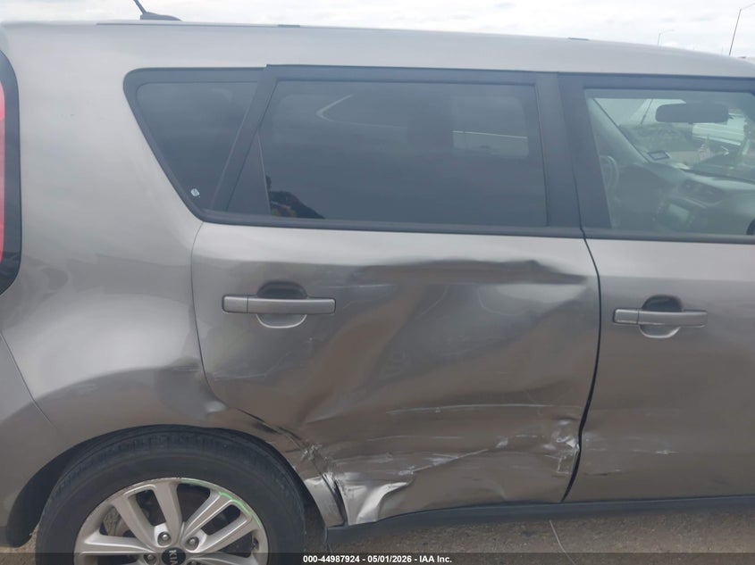 2018 Kia Soul VIN KNDJP3A54J7594192 IAAI salvage auction — RIGHT SIDE, Original (Texas), sold $1,950 on 2026-07-14 (photo 6)