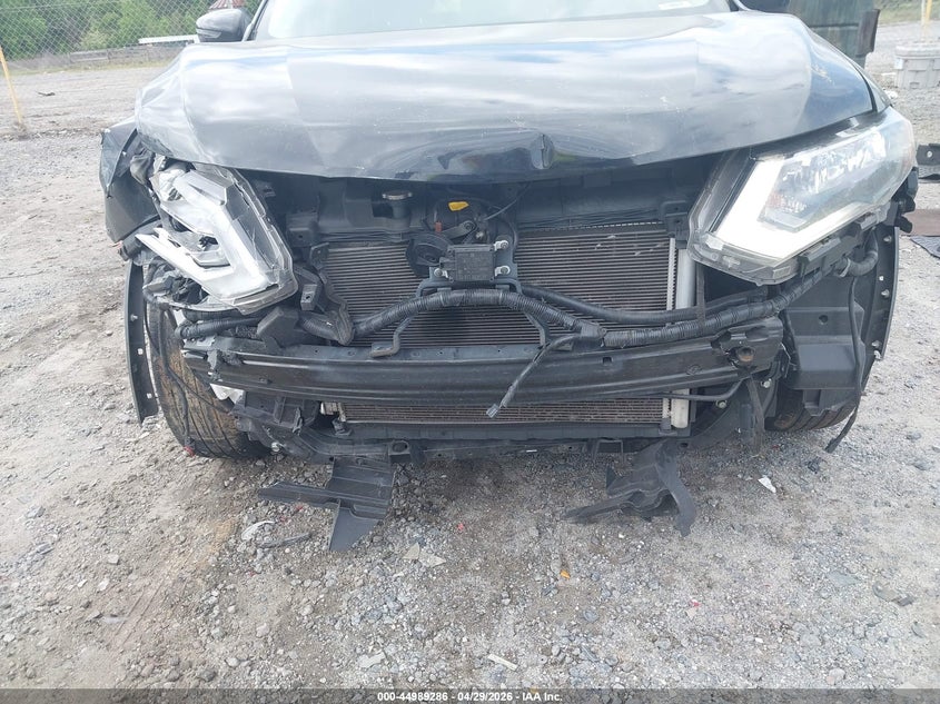 2017 Nissan Rogue VIN JN8AT2MT5HW401343 IAAI salvage auction — FRONT END, Salvage (South Carolina), sold $3,050 on 2026-07-07 (photo 6)