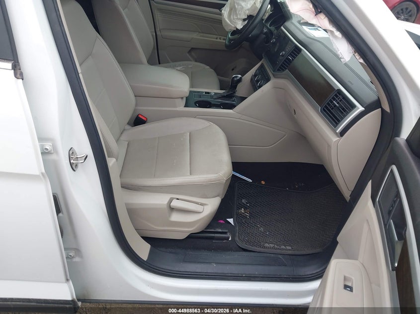 2021 Volkswagen Atlas VIN 1V2DP2CA0MC590135 IAAI salvage auction — RIGHT FRONT, Original (Texas), sold $2,950 on 2026-08-03 (photo 5)