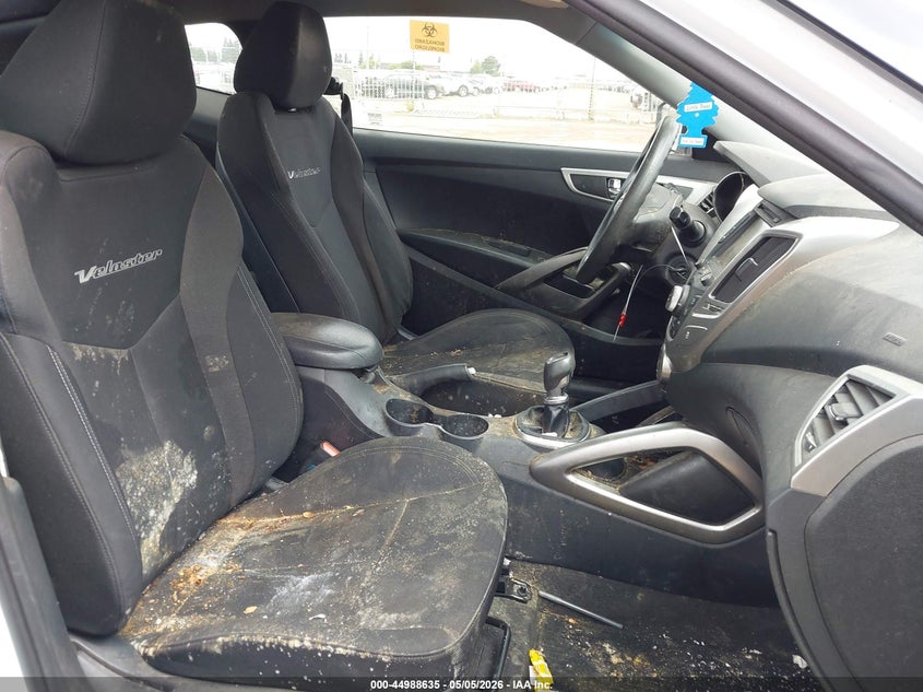 2016 Hyundai Veloster VIN KMHTC6AD6GU256652 IAAI salvage auction — NORMAL WEAR, Clear - Dealer Only (California), sold $575 on 2026-07-08 (photo 5)