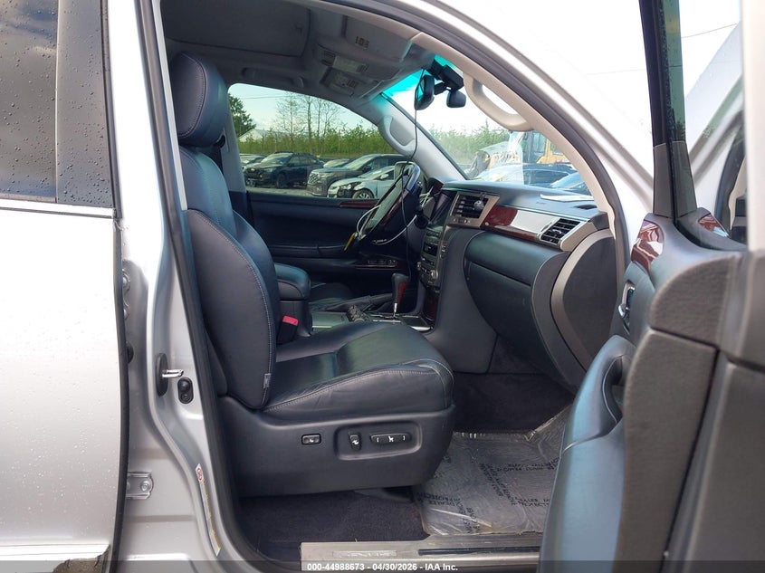 2015 Lexus Lx VIN JTJHY7AX7F4180236 IAAI salvage auction — LEFT FRONT, Salvage (Pennsylvania), sold $15,450 on 2026-08-26 (photo 5)