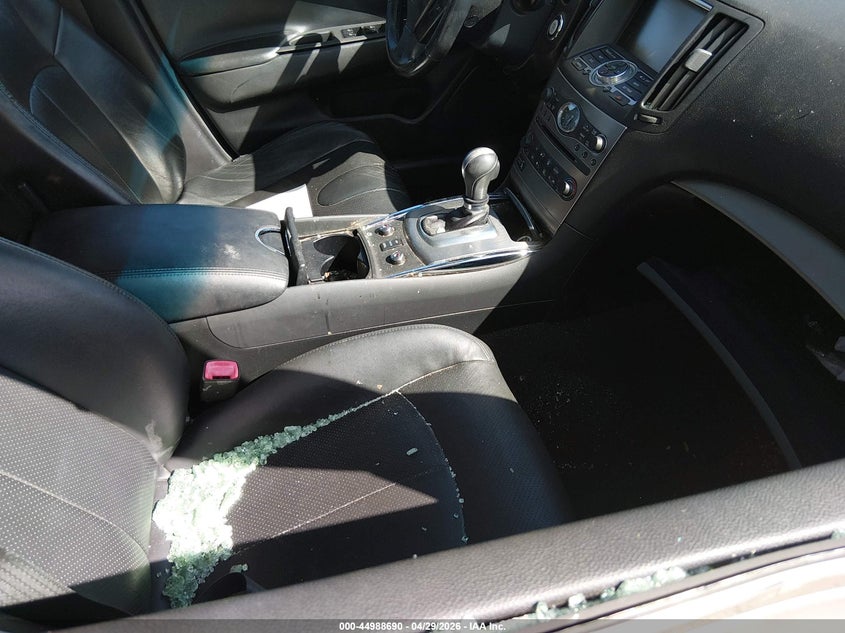 2015 Infiniti Q40 VIN JN1CV6AR4FM651201 IAAI salvage auction — RIGHT SIDE, Clear (Connecticut), sold $725 on 2026-07-09 (photo 5)