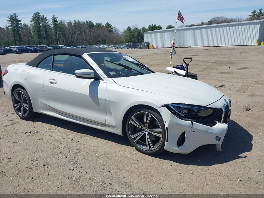2024 BMW 4er VIN WBA43AT01RCN63853 IAAI salvage auction — FRONT END, Salvage Title, sold $10,900 on 2026-07-10 (photo 1)