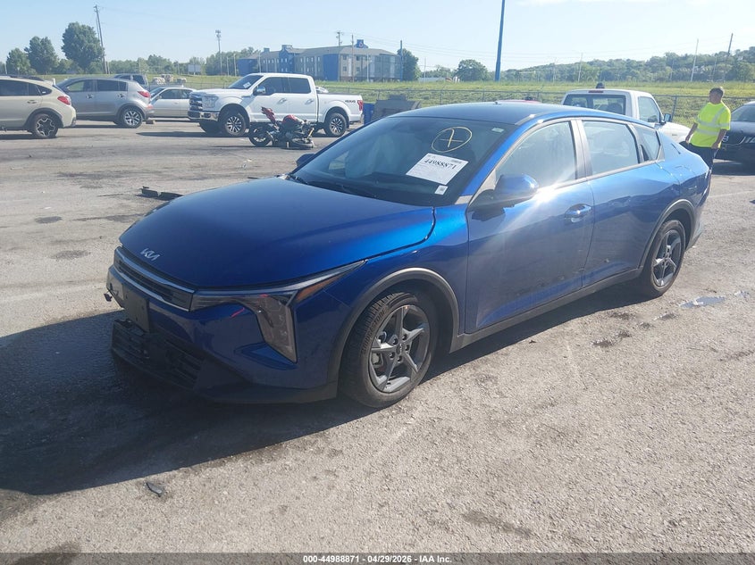 2025 Kia K4 VIN 3KPFT4DE9SE214316 IAAI salvage auction — RIGHT FRONT, Salvage Title, sold $5,300 on 2026-07-18 (photo 2)