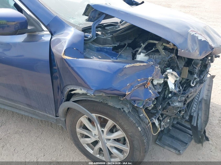 2019 Nissan Rogue VIN JN8AT2MT0KW264979 IAAI salvage auction — FRONT END, Salvage Title, sold $2,000 on 2026-07-29 (photo 6)