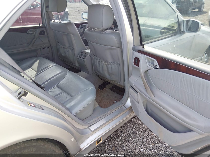 2001 Mercedes-benz E-class VIN WDBJF65J01B184674 IAAI salvage auction — RIGHT FRONT, Salvage (South Carolina), sold $425 on 2026-07-07 (photo 8)