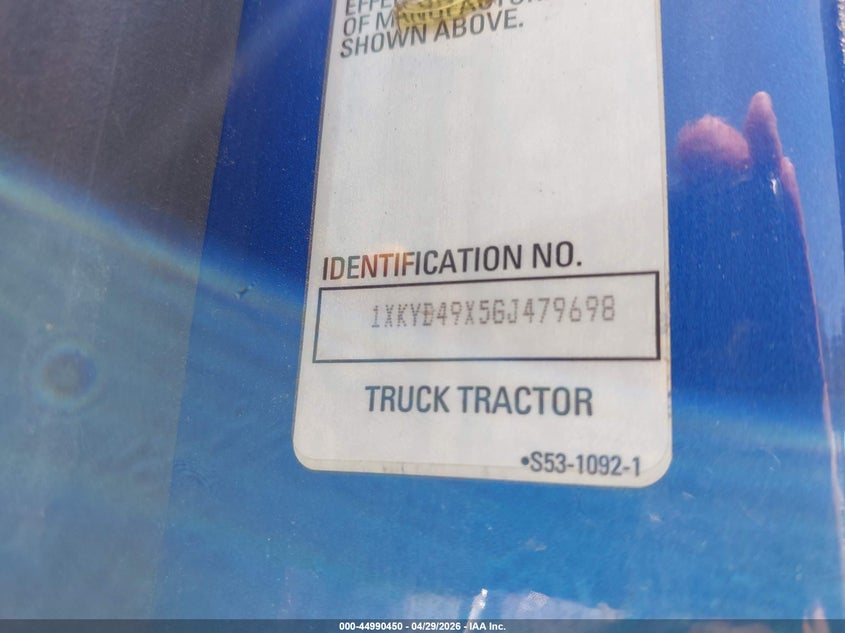 2016 Kenworth Construction VIN 1XKYD49X5GJ479698 IAAI salvage auction — FRONT & REAR, Salvage (California), sold $1,050 on 2026-09-16 (photo 8)