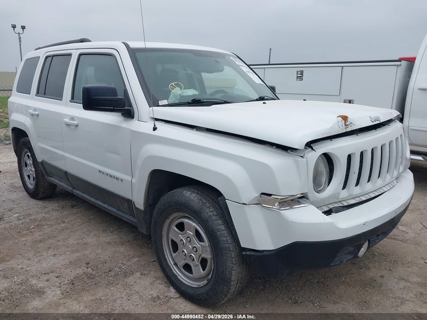 2017 Jeep Liberty (patriot) VIN 1C4NJPBAXHD136691 IAAI salvage auction — FRONT & REAR, Salvage Title, sold $825 on 2026-08-24 (photo 1)