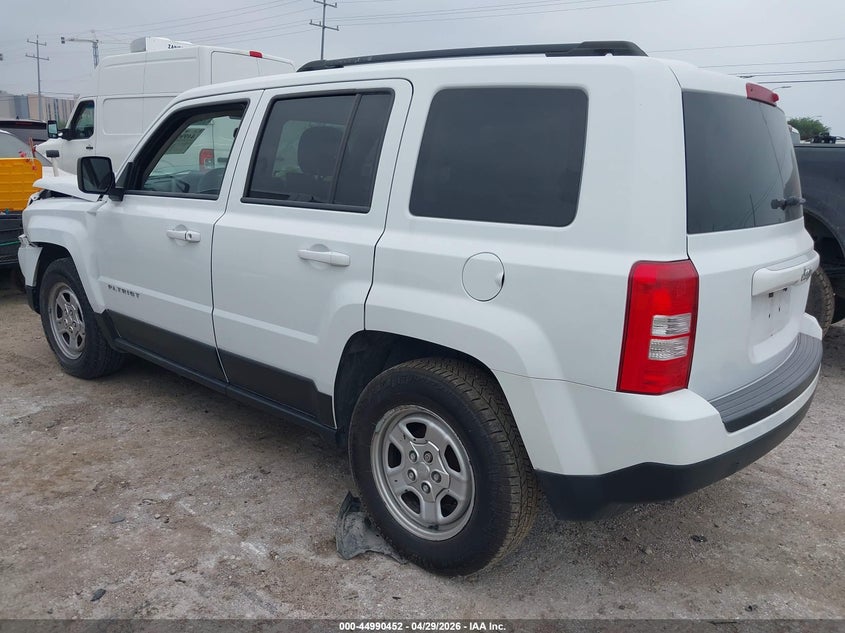 2017 Jeep Liberty (patriot) VIN 1C4NJPBAXHD136691 IAAI salvage auction — FRONT & REAR, Salvage Title, sold $825 on 2026-08-24 (photo 3)