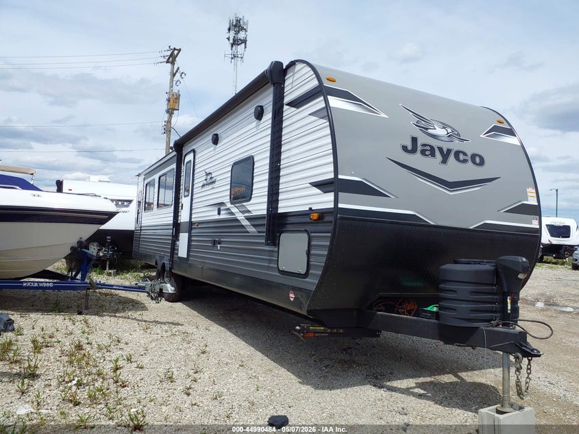 2024 Jayco 334rts VIN 1UJBC0BT0R1730103 — IAAI salvage auction photo