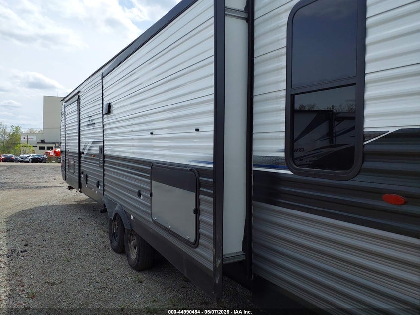 2024 Jayco 334rts VIN 1UJBC0BT0R1730103 IAAI salvage auction — UNKNOWN, Scrap (Michigan), sold $3,700 on 2026-07-09 (photo 6)