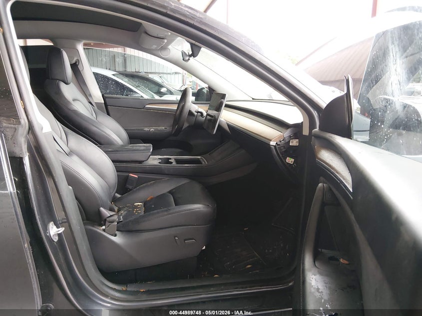 2024 Tesla Model y VIN 7SAYGDED5RF041775 IAAI salvage auction — FRONT & REAR, Salvage (Texas), sold $6,000 on 2026-07-28 (photo 5)