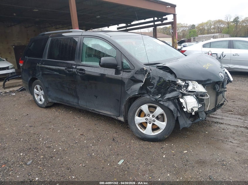 2011 Toyota Sienna VIN 5TDKK3DC8BS171801 IAAI salvage auction — FRONT END, Mv-907A (New York), sold $650 on 2026-07-28 (photo 1)