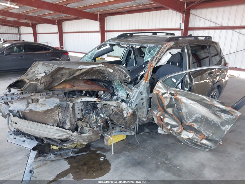 2025 Subaru Forester VIN JF2SLDBC7SH517915 IAAI salvage auction — FRONT END, Salvage (California), sold $25 on 2026-07-28 (photo 6)