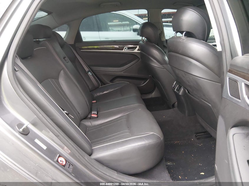 2015 Hyundai Genesis VIN KMHGN4JE4FU053556 IAAI salvage auction — FRONT END, Salvage (Louisiana), sold $1,950 on 2026-07-07 (photo 8)
