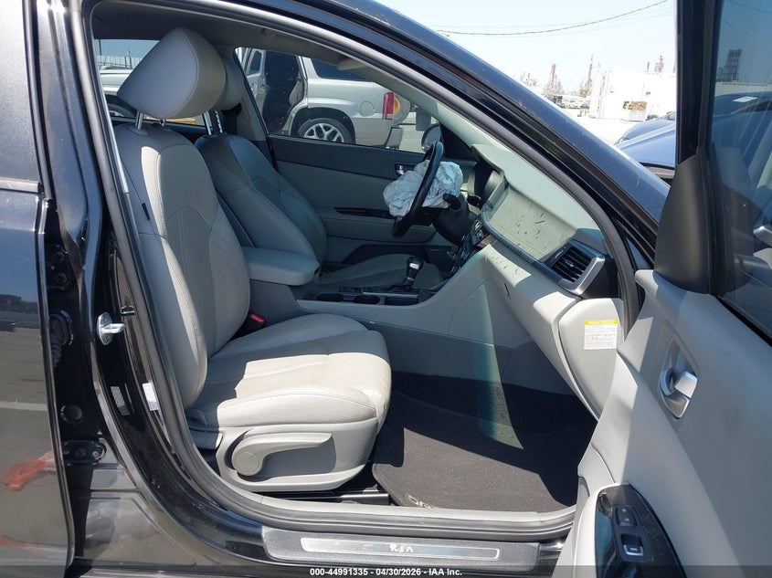 2017 Kia Optima VIN KNAGV4LDXH5013050 IAAI salvage auction — FRONT END, Salvage (California), sold $300 on 2026-07-15 (photo 5)