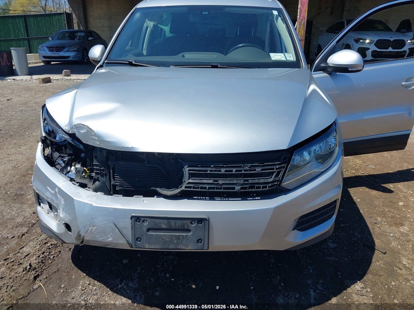 2017 Volkswagen Tiguan VIN WVGSV7AX9HK007930 IAAI salvage auction — FRONT END, Mv-907A (New York), sold $1,250 on 2026-07-07 (photo 6)