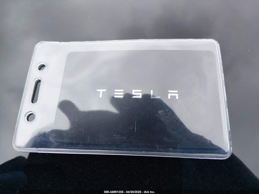2025 Tesla Model 3 VIN 5YJ3E1EA4SF989799 IAAI salvage auction — SIDE, Salvage (Pennsylvania), sold $11,600 on 2026-07-28 (photo 9)