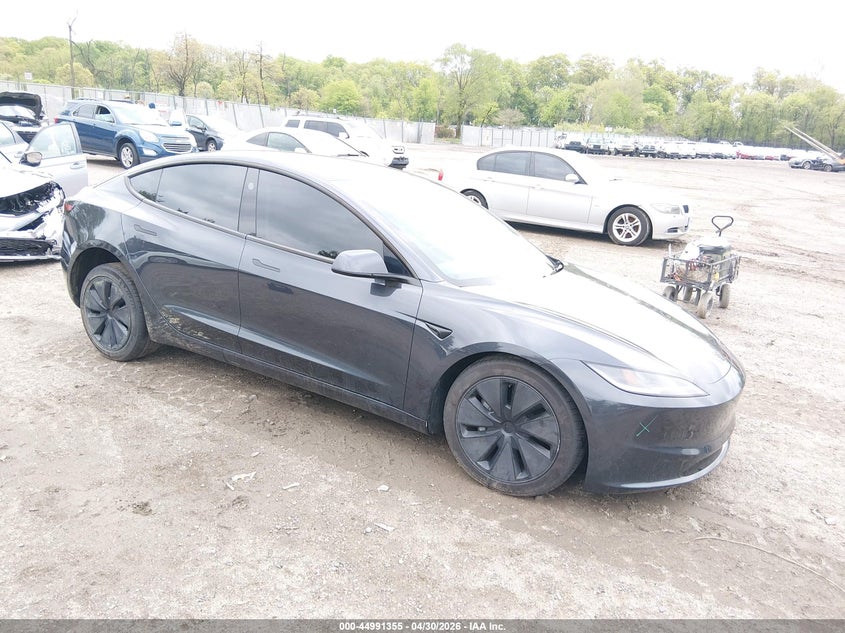 2025 Tesla Model 3 VIN 5YJ3E1EA4SF989799 IAAI salvage auction — SIDE, Salvage (Pennsylvania), sold $11,600 on 2026-07-28 (photo 1)