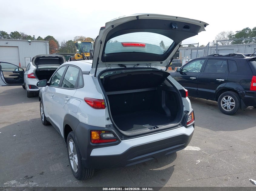 2020 Hyundai Kona VIN KM8K1CAA1LU574159 IAAI salvage auction — SIDE, Salvage Title, sold $4,800 on 2026-07-31 (photo 3)