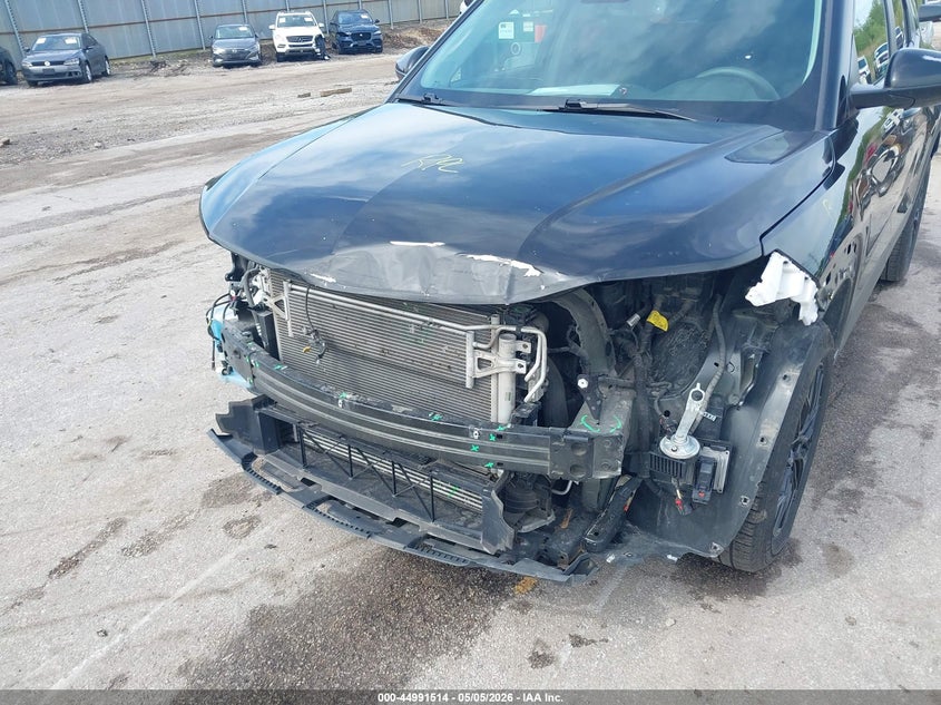 2023 Chevrolet Trailblazer VIN KL79MPSL4PB103414 IAAI salvage auction — FRONT & REAR, Salvage (Illinois), sold $3,850 on 2026-07-20 (photo 6)