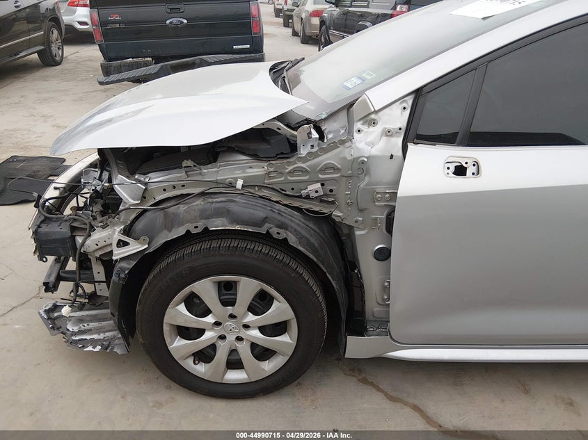 2022 Toyota Corolla VIN 5YFEPMAE7NP374752 IAAI salvage auction — FRONT END, Original (Texas), sold $8,600 on 2026-07-14 (photo 6)
