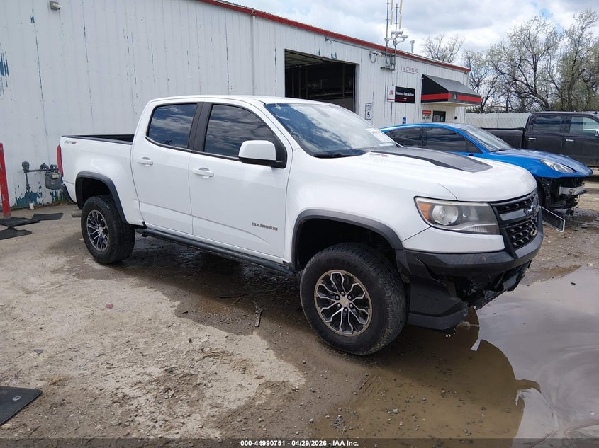2018 Chevrolet Colorado VIN 1GCPTEE16J1110082 IAAI salvage auction — SIDE, Salvage (Montana), sold $4,550 on 2026-07-10 (photo 1)