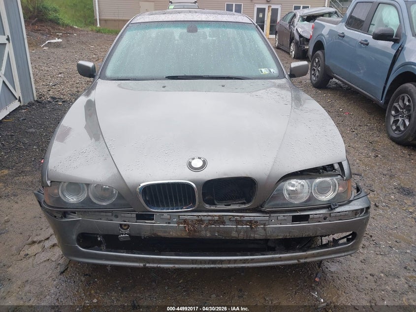2002 BMW 5er VIN WBADT53492CE93683 IAAI salvage auction — FRONT & REAR, Salvage (Pennsylvania), sold $600 on 2026-07-21 (photo 6)