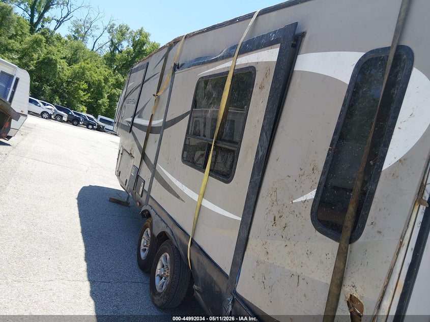 2017 Heartland Northtrail VIN 5SFSG3122HE326349 IAAI salvage auction — ROLLOVER, Salvage (Kansas), sold $100 on 2026-09-02 (photo 6)